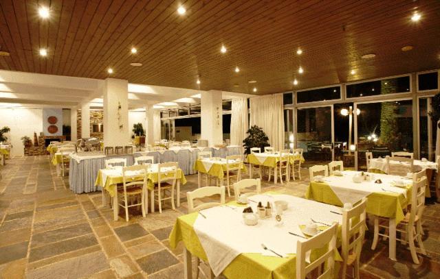 Apollon Suites การิสโตส ภายนอก รูปภาพ